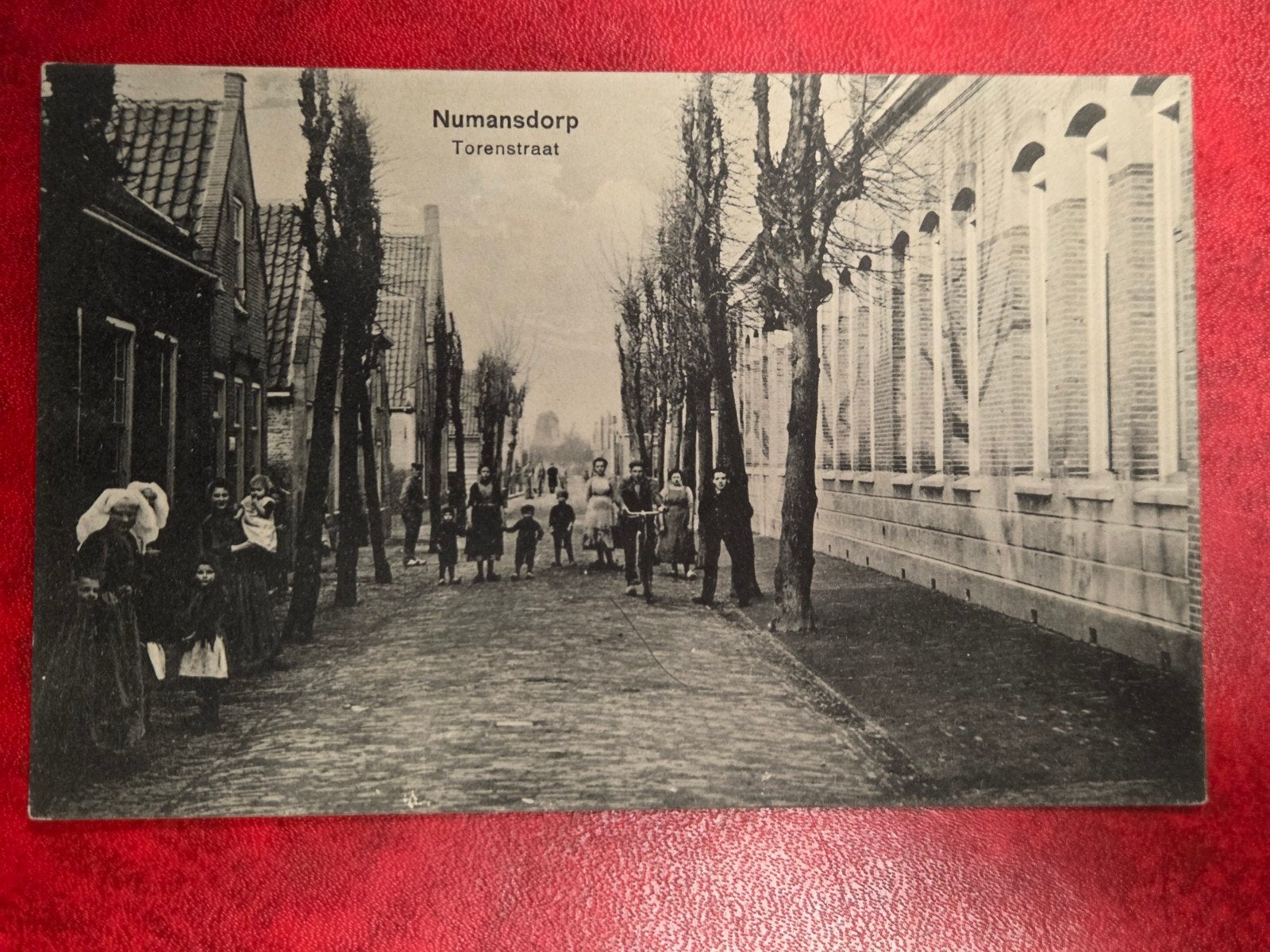 Numansdorp bij Oud-Beijerland Torenstraat, Verzamelen, Ophalen of Verzenden, Voor 1920, Zuid-Holland