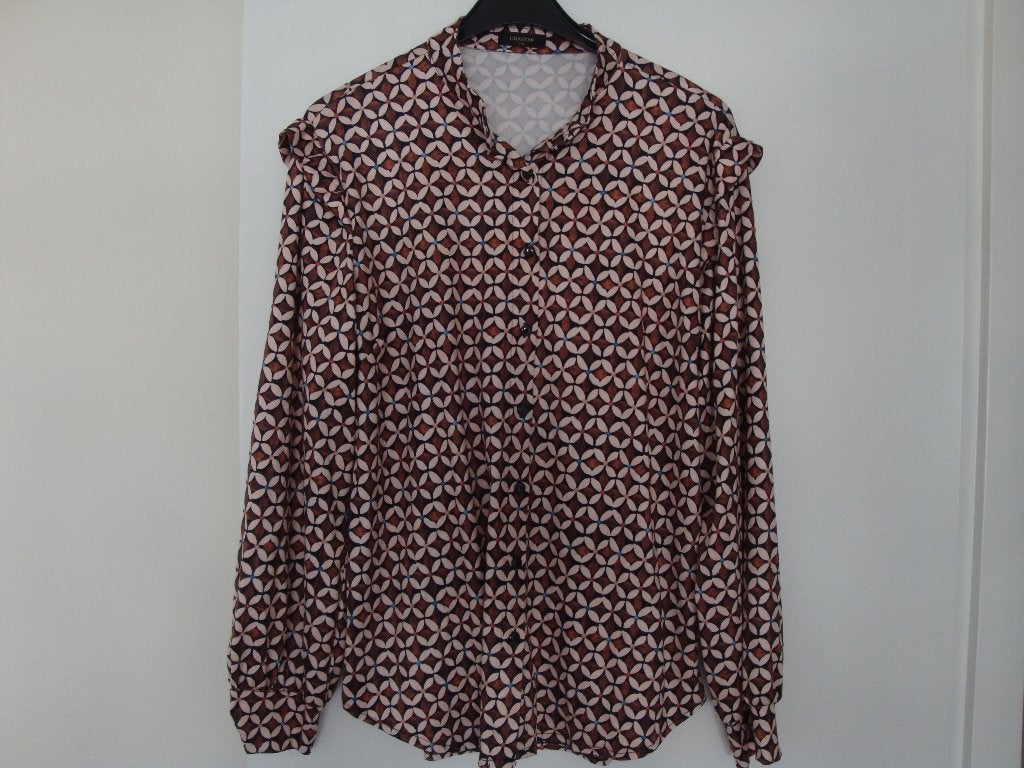 Maat XXL. Travel stoffen blouse met bruin blauwe print., Ophalen of Verzenden, Zo goed als nieuw, Overige kleuren, Blouse of Tuniek