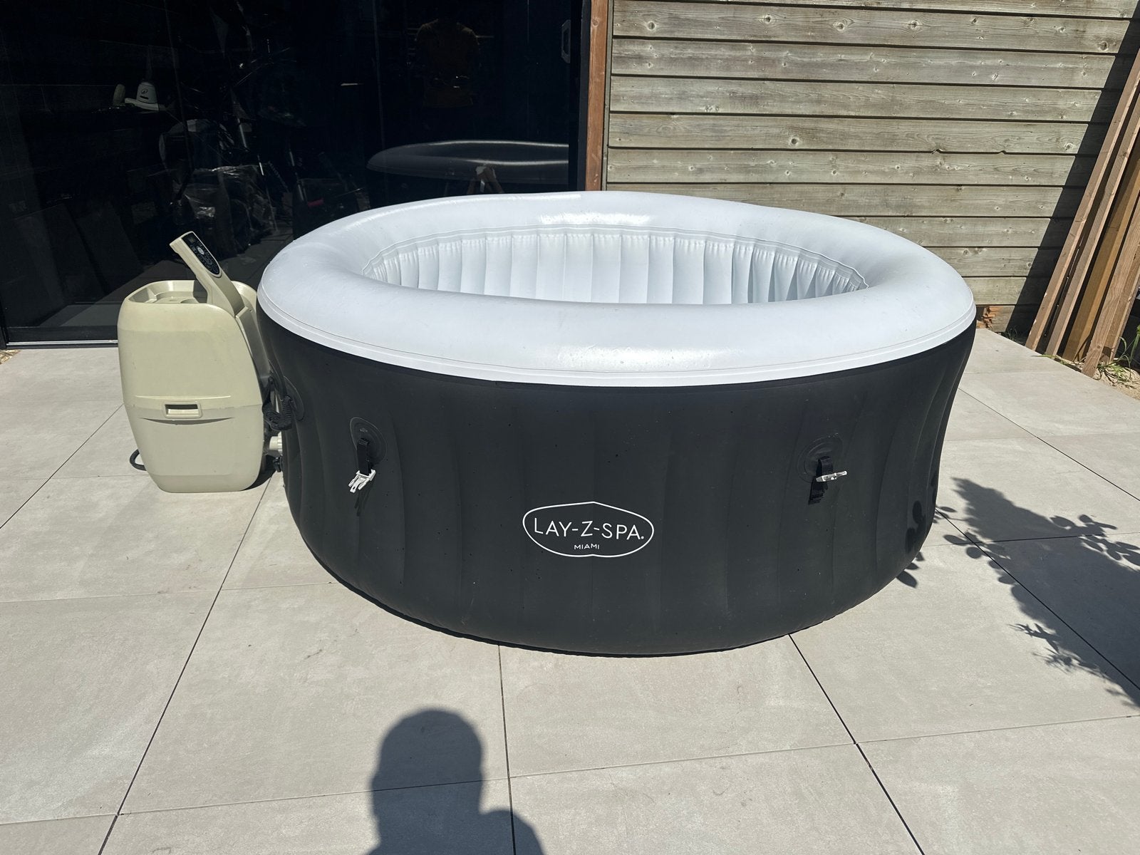 Lay-Z-Spa Miami opblaasbare jacuzzi met pomp, Ophalen, Gebruikt, Pomp, Opblaasbaar