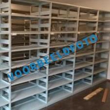 +/- 60 meter Ahrend Mawi metalen legbordstelling - 225 cm h, Huis en Inrichting, Kasten | Stellingkasten, Niet ingevuld, Gebruikt