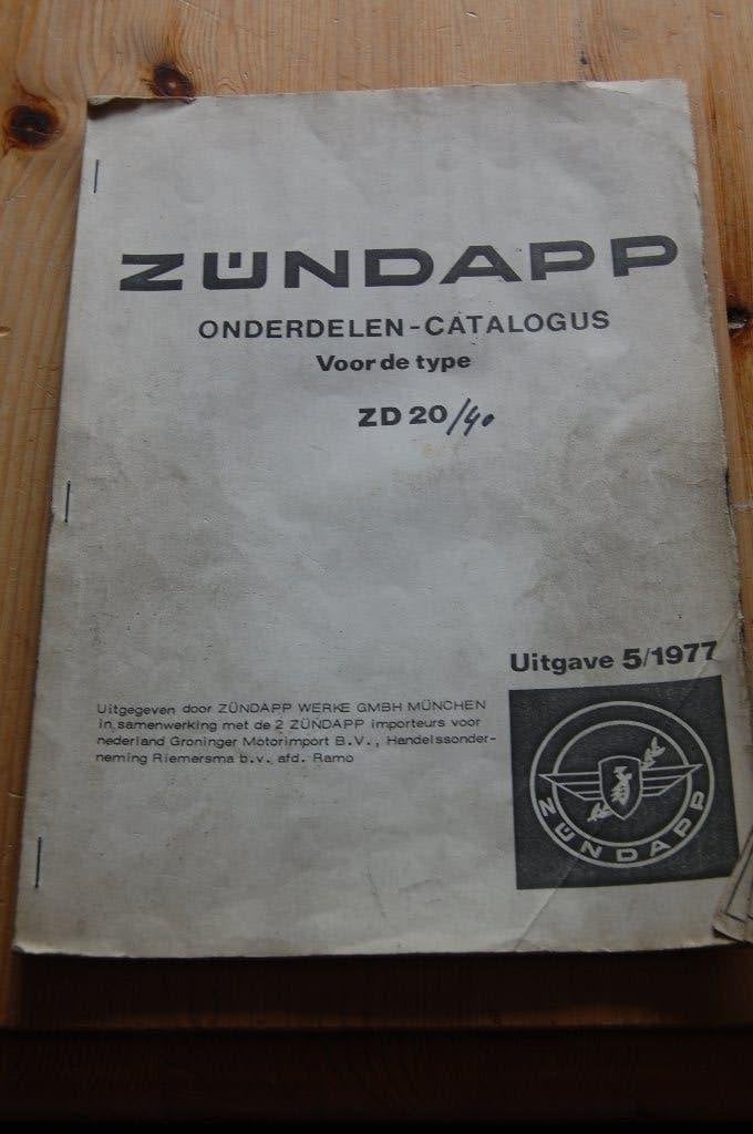 Zundapp ZD20 / 40 onderdelenboek uitgave 5-1977, Fietsen en Brommers, Ophalen of Verzenden, Gebruikt