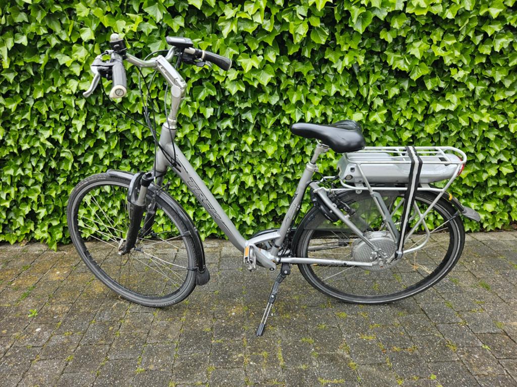 Trek t500 elek fiets., Fietsen en Brommers, Elektrische fietsen, Ophalen, Gebruikt, Overige merken