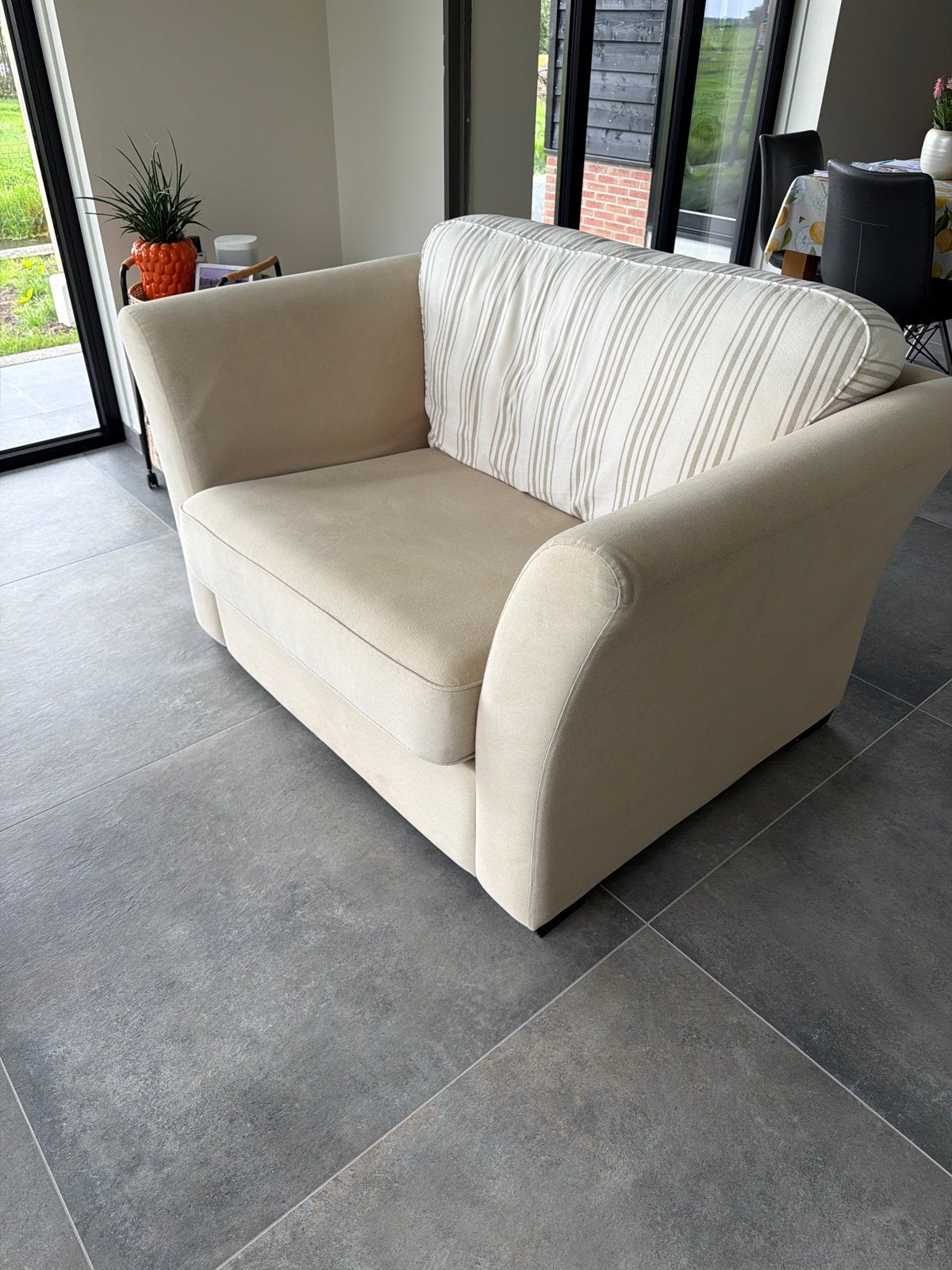 Love Seat 1,5-persoons bank - 135 cm breed, Ophalen, Gebruikt, Overige maten, 75 tot 100 cm