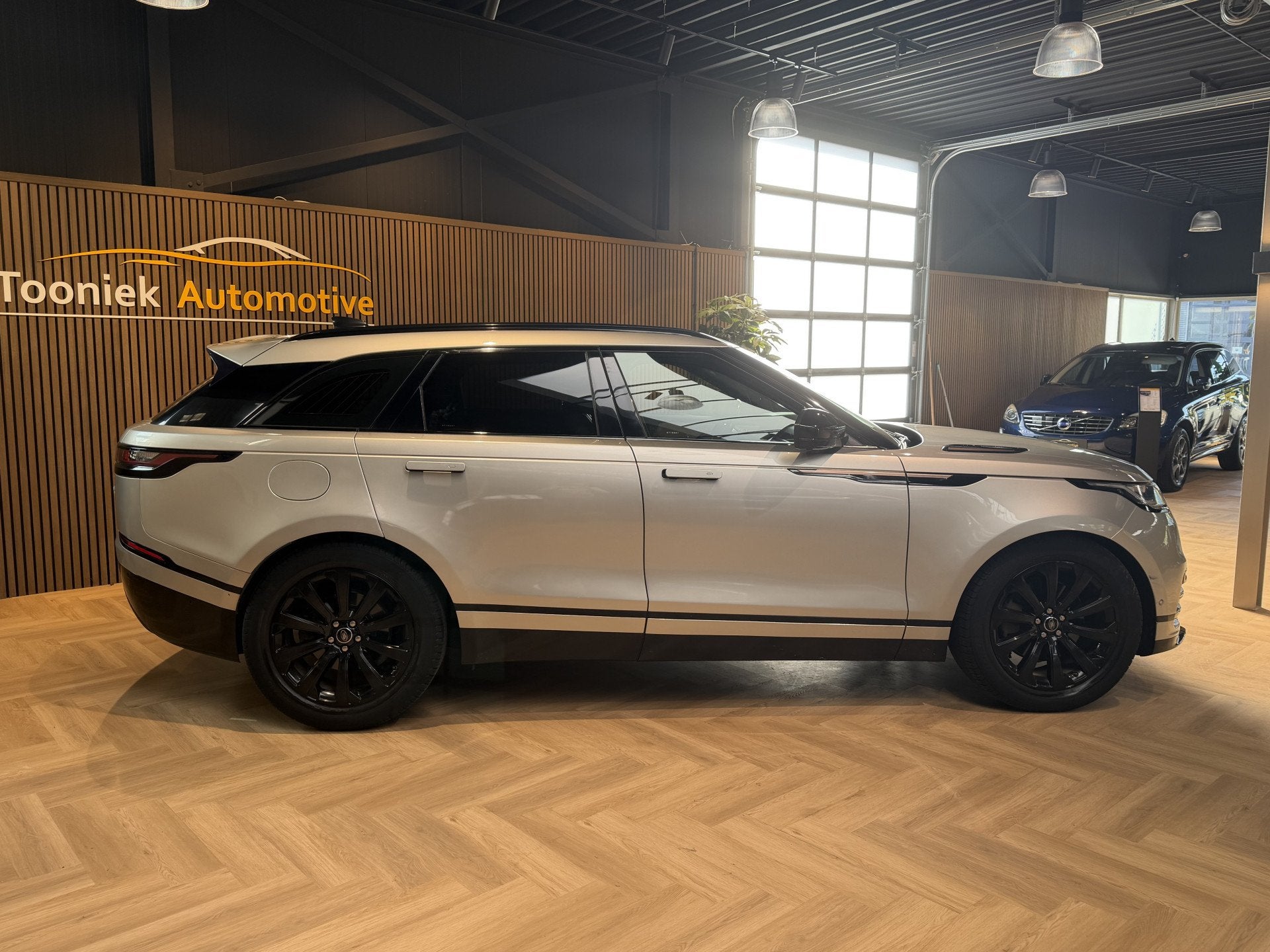 Land Rover Range Rover Velar 3.0 V6 SC AWD HSE (bj 2018), Auto's, Automaat, Dealer onderhouden, Gebruikt, Euro 6