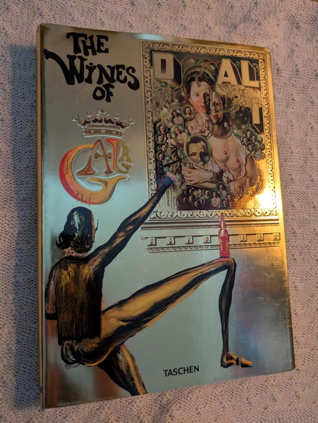 Dali: The Wines of Gala - Luxe Tafelboek/Kunstboek - Taschen, Boeken, Ophalen of Verzenden, Zo goed als nieuw, Salvador Dalí, Europa overig