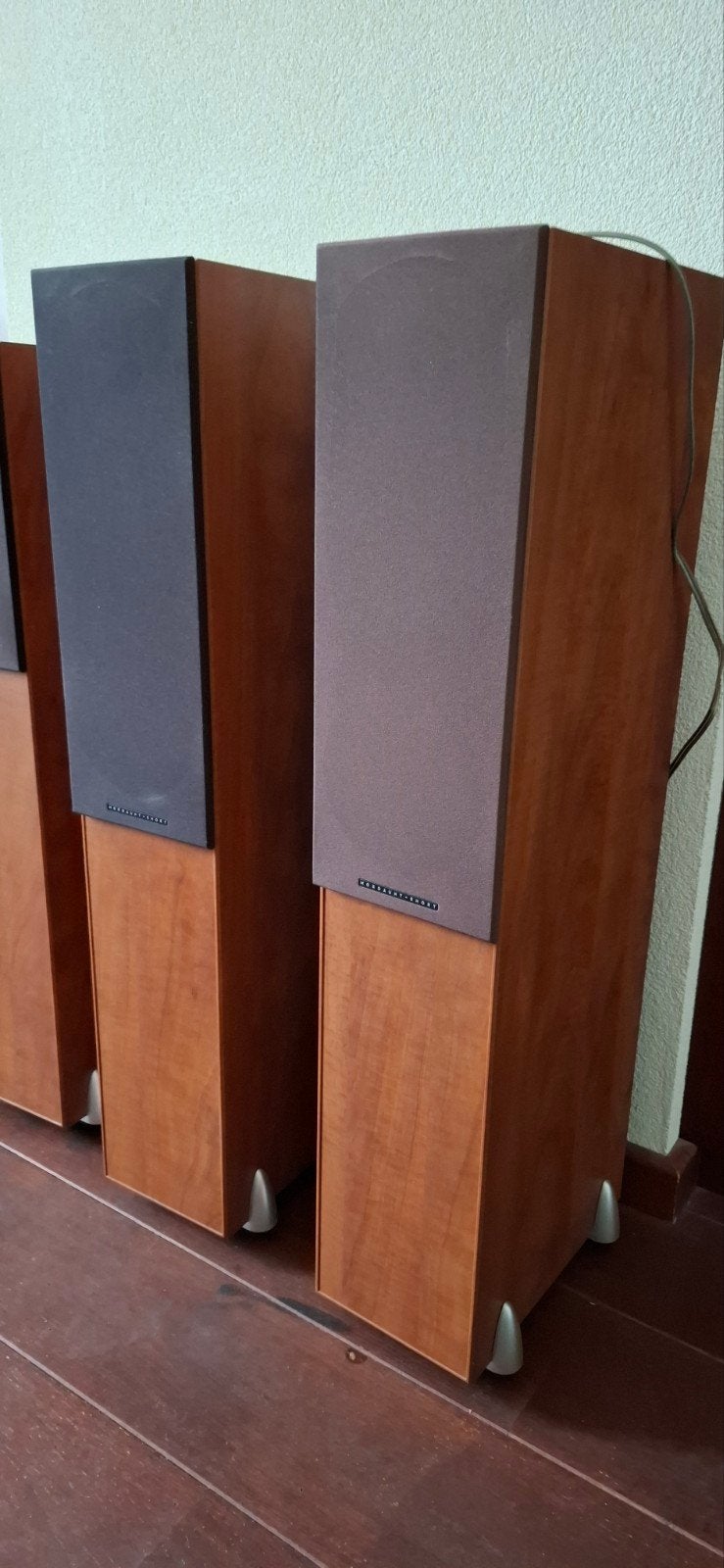 mordaunt Short Avant 906i speakerset, Gebruikt, Inclusief standaarden, 60 tot 120 watt, Ophalen