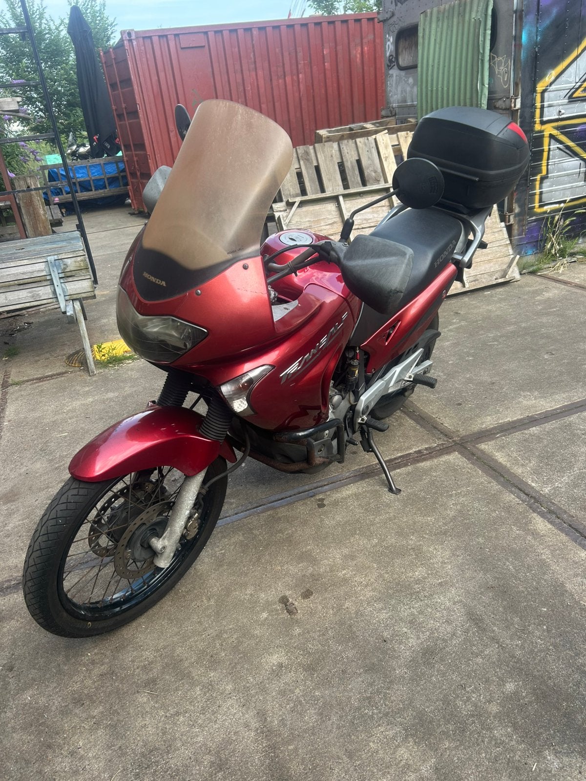 Honda transalp 650xl uit 2006 met 49022 km op de teller, 2 cilinders, Gebruikt, Particulier, Meer dan 35 kW