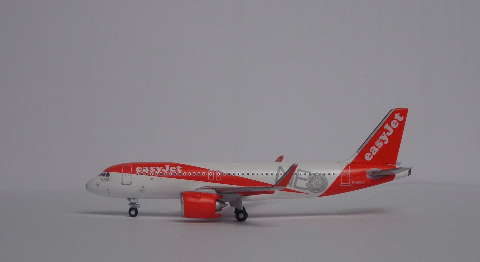 Jc wings easyjet 1/500 ( custom NEO sticker), Overige merken, 1:200 of kleiner, Ophalen of Verzenden, Zo goed als nieuw