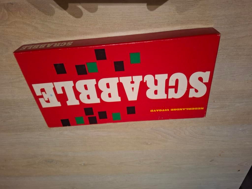 Scrabble - Nederlandse Uitgave - Compleet Gezelschapsspel, Hobby en Vrije tijd, Gezelschapsspellen | Bordspellen, Gebruikt, Westelijke Parallelweg 3, 1948 NP Beverwijk, Nederland