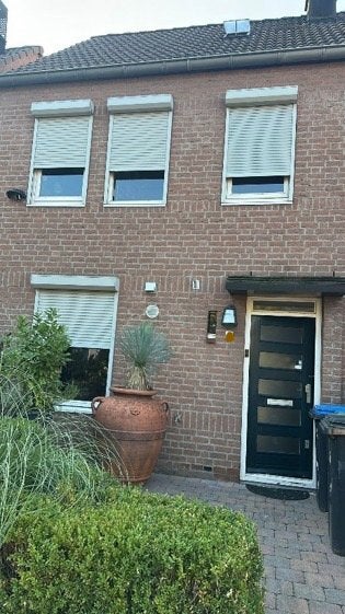 6 gereviseerde rolluiken (handbediend en elektrisch), Ophalen, Gebruikt, Minder dan 100 cm, 100 tot 150 cm