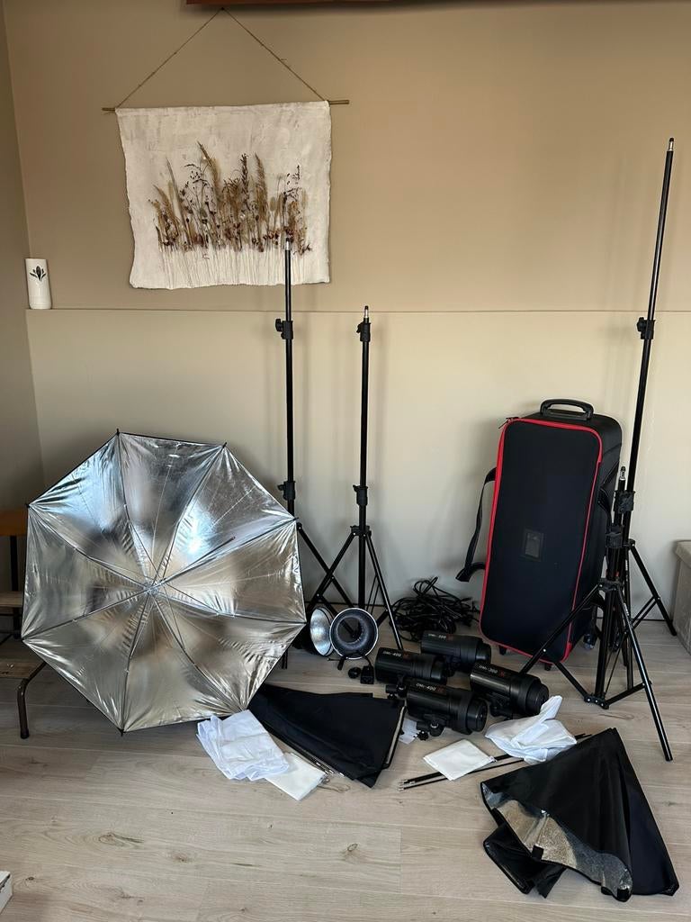 Zeer uitgebreide studio flitsset van Jinbei, Ophalen, Zo goed als nieuw, Complete fotostudio