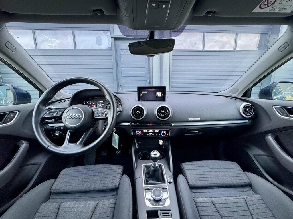 Audi A3 Sportback 1.4 TFSI 4 Cil. 150pk | Nieuwe Model | Spo, Auto's, Audi, Voorwielaandrijving, Stof, Gebruikt, 4 cilinders