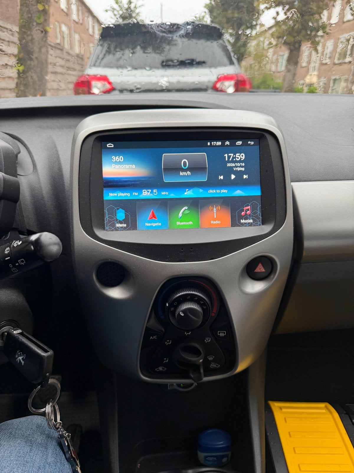 Toyota Aygo / Citroën C1 / Peugeot 108 carplay €300, Auto diversen, Ophalen of Verzenden, Gebruikt