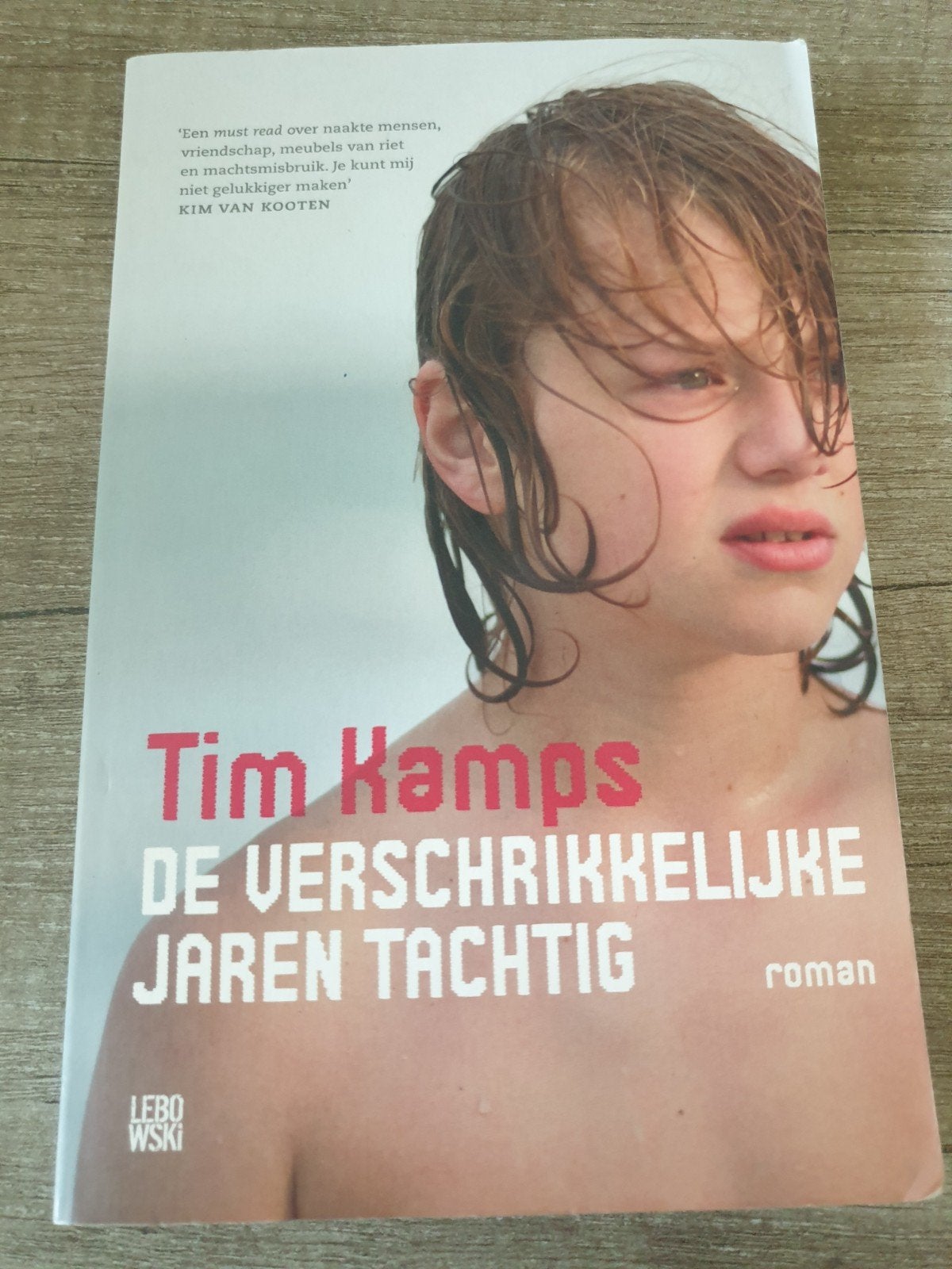 Tim Kamps - De Verschrikkelijke Jaren Tachtig (Roman), Ophalen of Verzenden, Gelezen, Tim Kamps