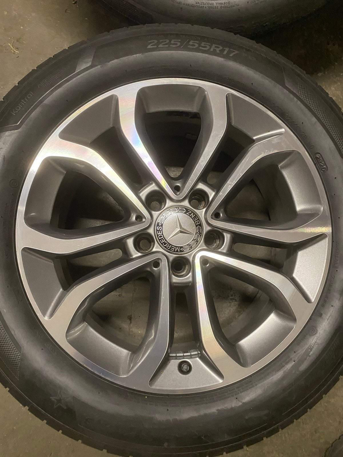17 inch Mercedes velgen met nieuwe Hankook banden, Auto-onderdelen, Banden en Velgen, Ophalen, Banden en Velgen, Nieuw, 17 inch