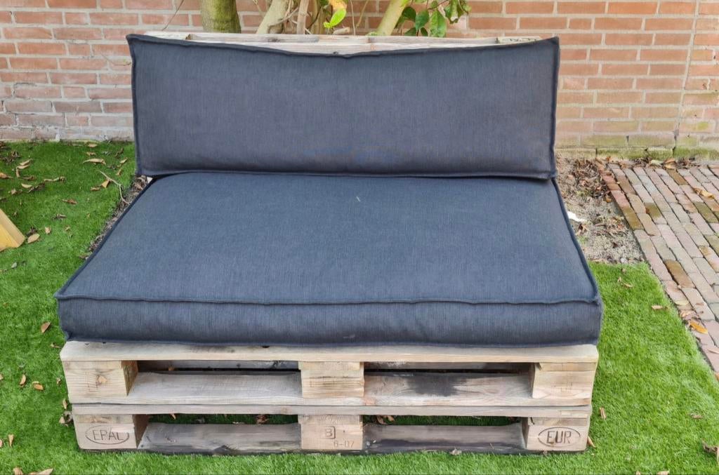 Pallet loungebank met kussens, Ophalen of Verzenden, Gebruikt, Hout
