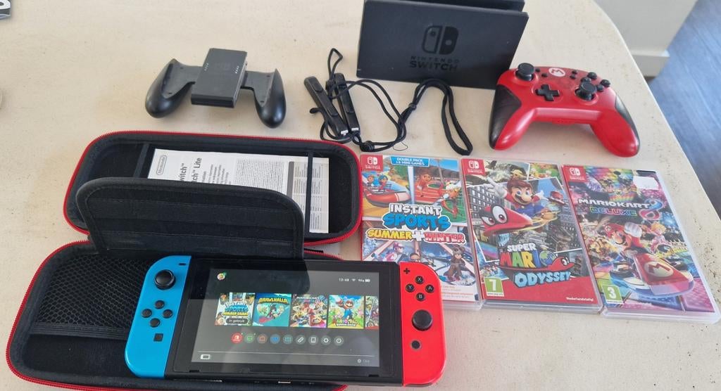 Nintendo Switch • 5 Games • Extra Controller, Met 2 controllers, Ophalen of Verzenden, Switch Original, Gebruikt
