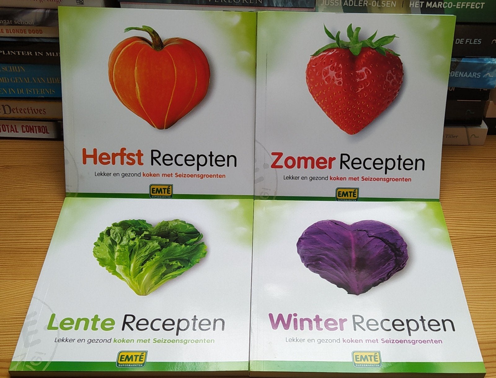 EMTE Receptenboeken - Lente, Zomer, Herfst, Winter (4-delig), Boeken, Hoofdgerechten, Gezond koken, Ophalen of Verzenden, Zo goed als nieuw