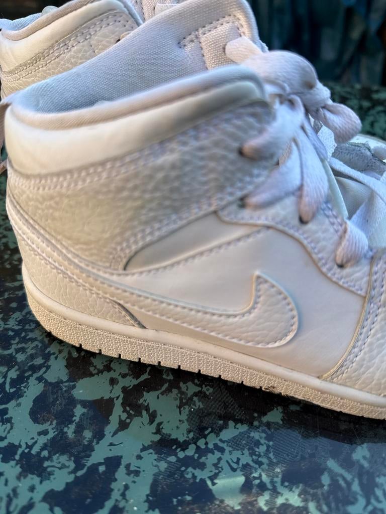Nike Jordan sneakers maat 34 - Gebruikt, goede staat, Ophalen of Verzenden, Sportschoenen