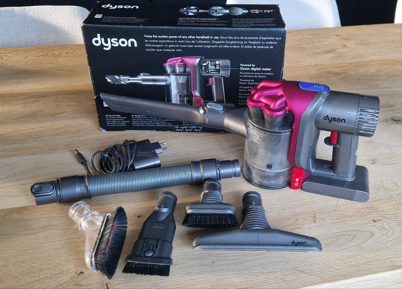 Dyson DC34 kruimeldief met diverse accessoires, Witgoed en Apparatuur, Gebruikt, Kruimeldief, Draadloos, Ophalen of Verzenden