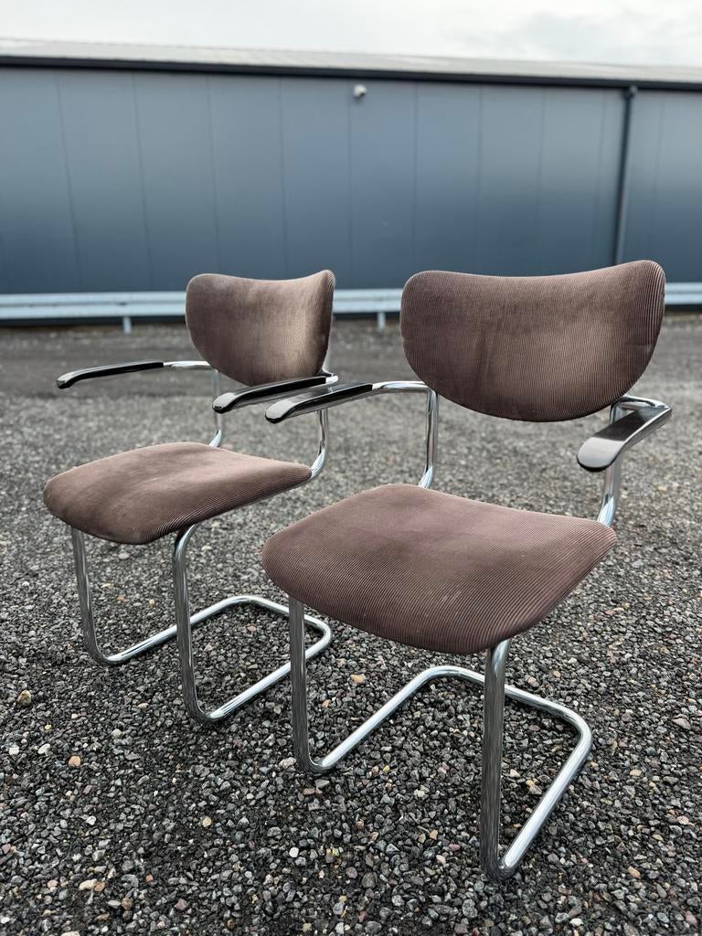 Set van 2 Vintage Gispen stoelen bruine rib corduroy stof, Huis en Inrichting, Stoelen, Gebruikt, Eén, Metaal, Bruin, Ophalen