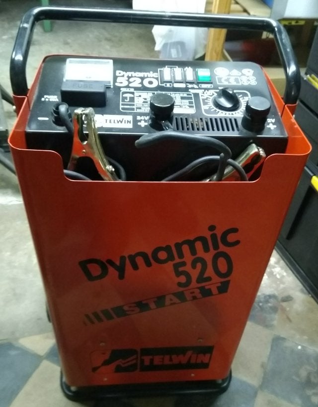 Telwin Dynamic 520 lader/booster 12 of 24V, Ophalen of Verzenden, Zo goed als nieuw