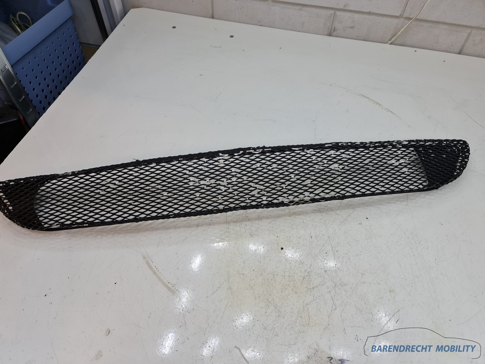 AMG bumpergrille Mercedes W203 C Klasse zwart origineel gebr, Gebruikt, Mercedes-Benz AG, Mercedes-Benz, Ophalen of Verzenden