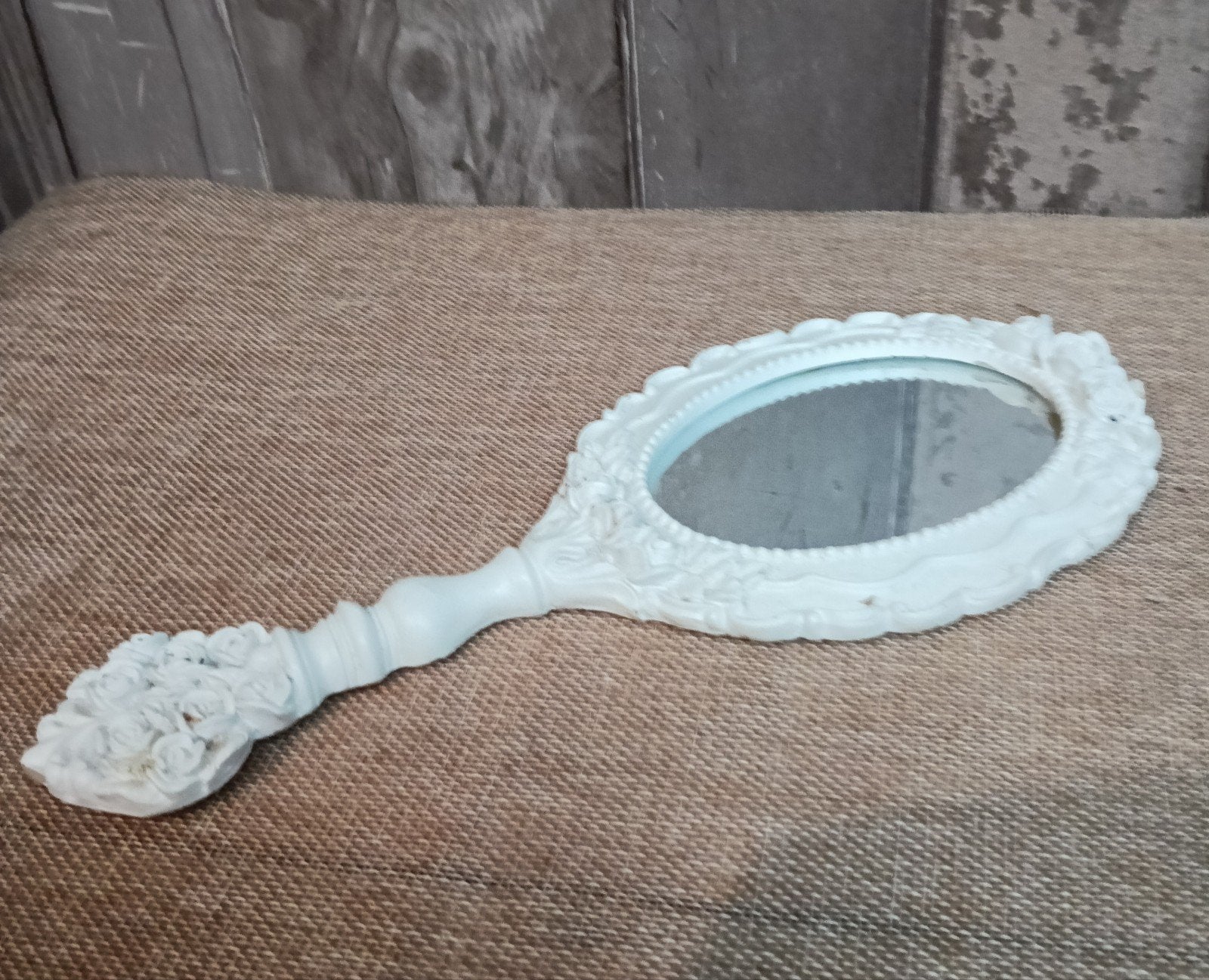 Brocante handspiegel met roosjes - 29 cm, Ophalen of Verzenden