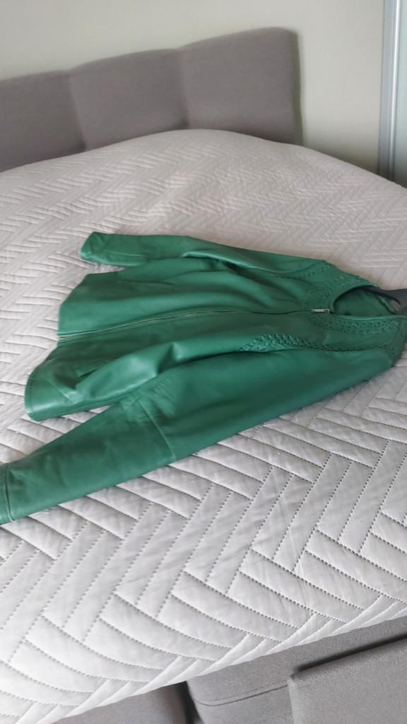 Groene leren jas met gevlochten details, Kleding | Dames, Jassen | Zomer, Maat 38/40 (M), Ophalen of Verzenden, Groen, Onbekend