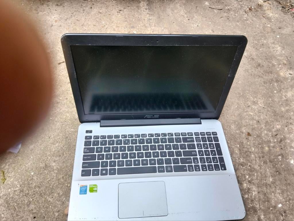 Asus i7  laptop, Ophalen of Verzenden, Zo goed als nieuw, 15 inch, 2 tot 3 Ghz