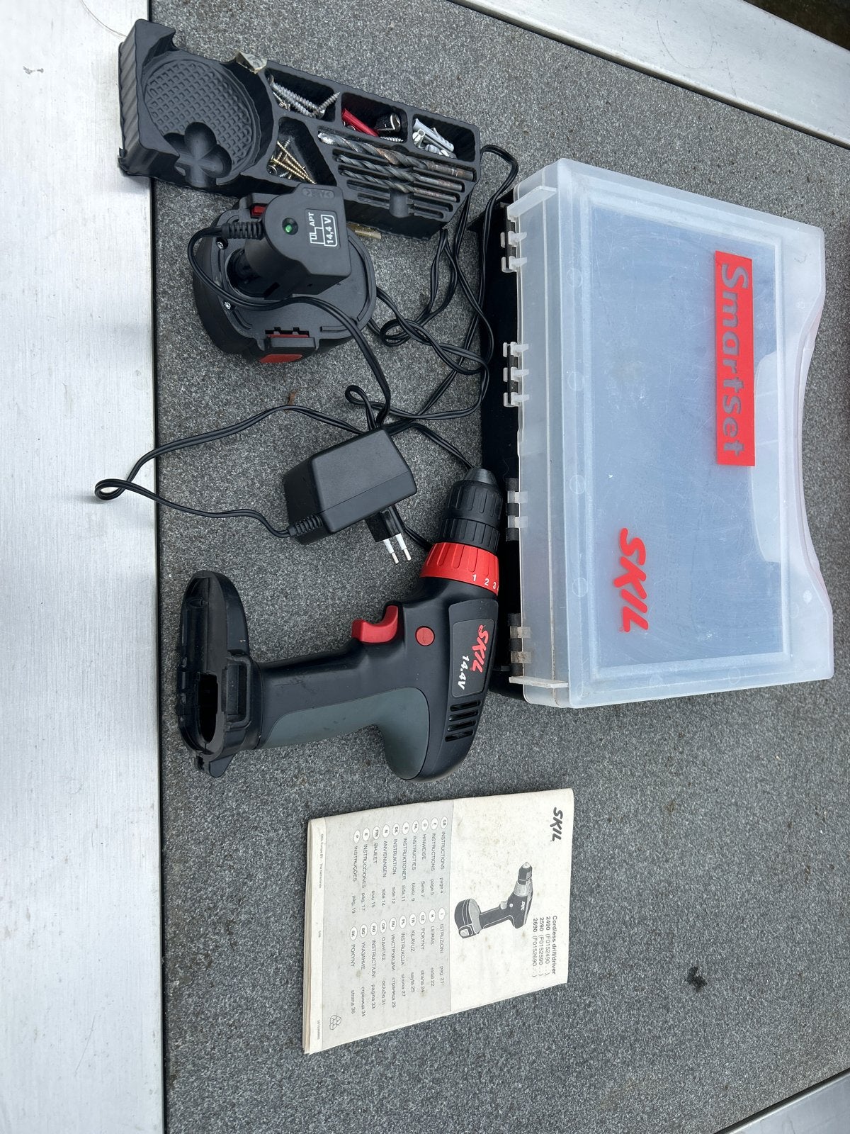 Skil 14.4V Boor- en Schroefmachine met Smartset, Gebruikt, Variabele snelheid, Ophalen of Verzenden, Boor- en Schroefmachine