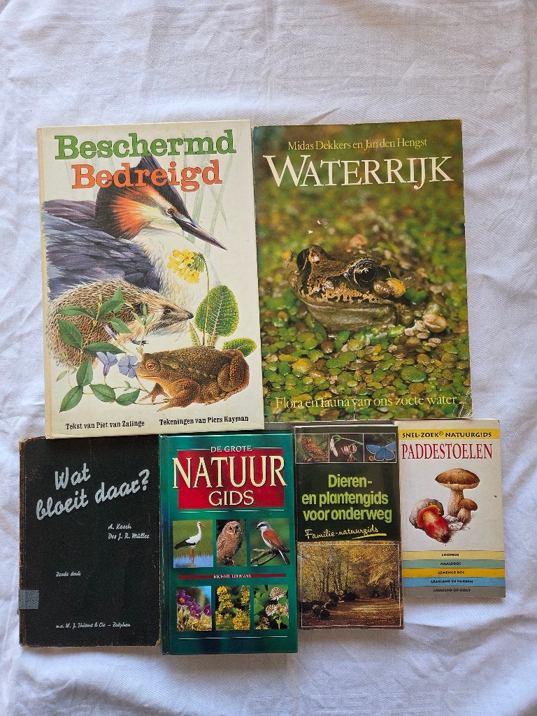 Natuur 1: water, dier&plantgids, natuurgids paddestoelengids, Boeken, Ophalen of Verzenden, Gelezen, Natuur algemeen