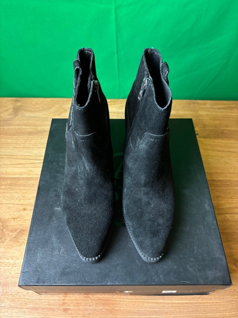 ASH Goldie zwarte suède enkellaarsjes maat 38, Kleding | Dames, Schoenen, Zwart, Lage of Enkellaarzen, Nieuw, Ophalen of Verzenden
