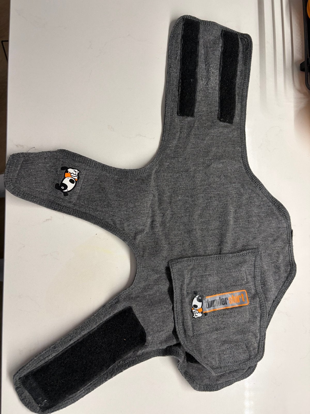 Thundershirt maat XS voor hond 4-6kg, Overige hondenkleding, XS, Ophalen of Verzenden, Met sluiting