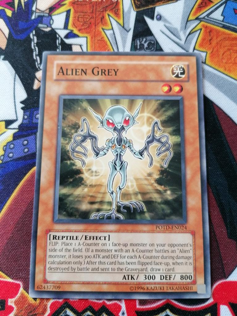 Alien Grey - POTD - Yu-Gi-Oh, Hobby en Vrije tijd, Verzamelkaartspellen | Yu-gi-Oh!, Ophalen of Verzenden, Zo goed als nieuw
