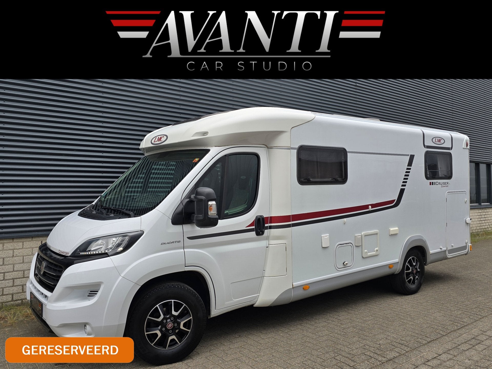 LMC T662 LMC T 662 Cruiser Comfort 160 PK KERAMISCHE COATING, Caravans en Kamperen, Campers, Buitenlamp, 6 tot 7 meter, Bedrijf