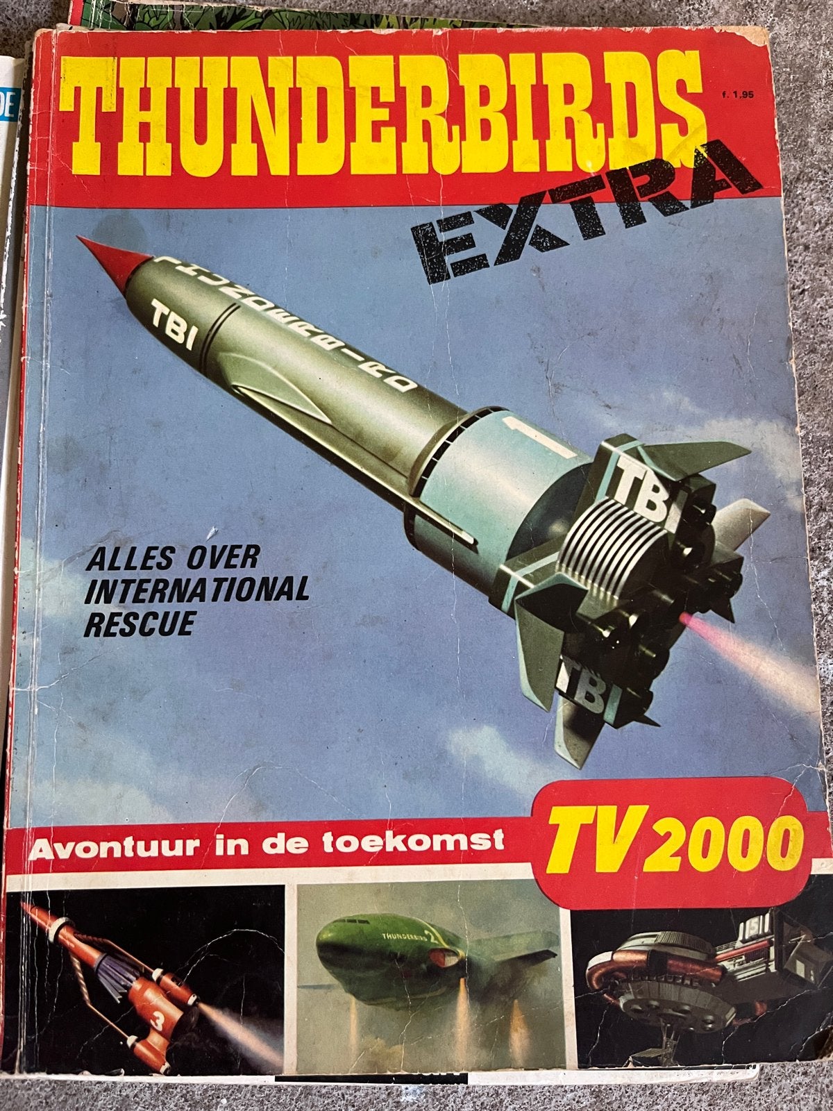 Thunderbirds Extra TV 2000 - Avontuur in de toekomst, Boeken, Tijdschriften en Kranten, Ophalen of Verzenden, Gelezen, Muziek, Film of Tv