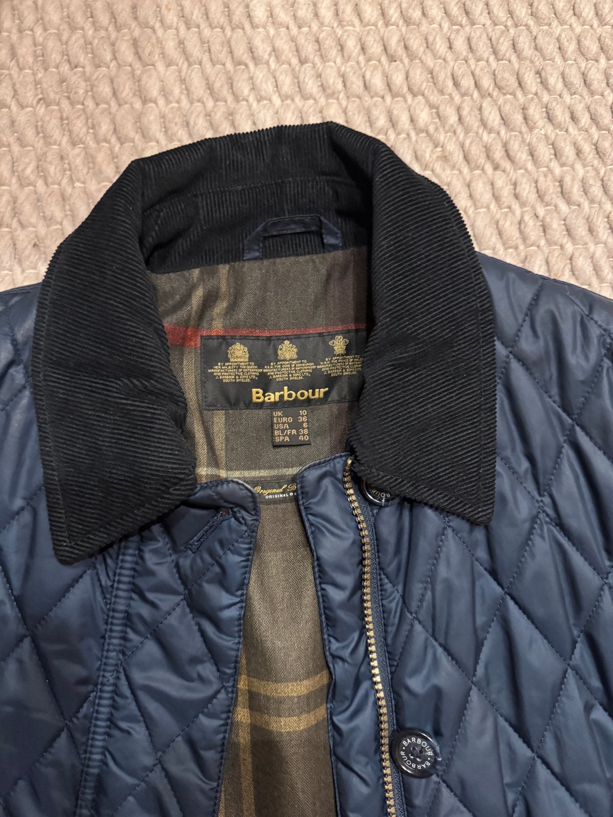 Barbour gewatteerde damesjas - Maat EUR 36, Kleding | Dames, Ophalen of Verzenden, Zo goed als nieuw, Maat 36 (S), Blauw