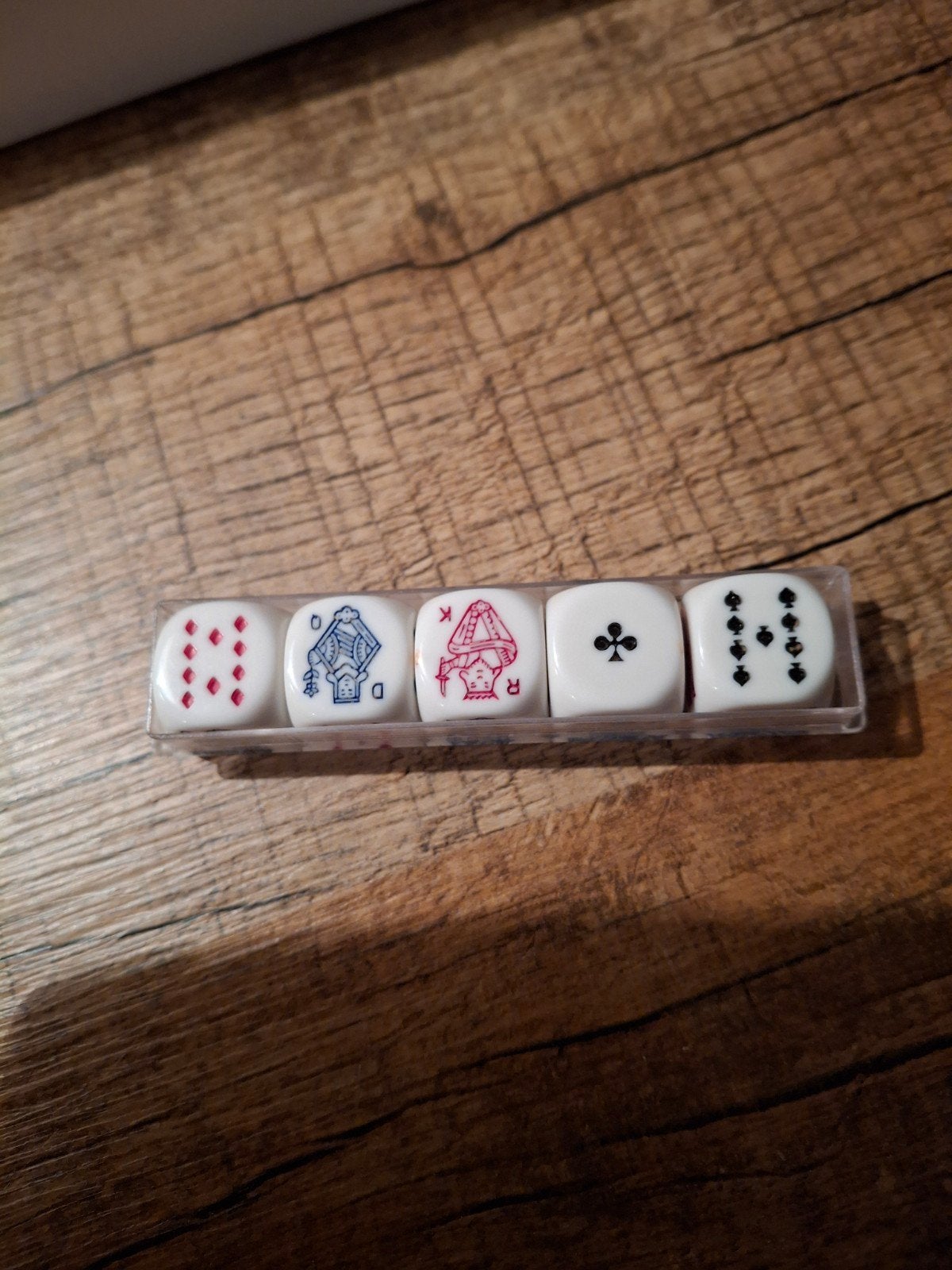 Poker dobbelstenen set, Een of twee spelers, Ophalen of Verzenden, Zo goed als nieuw, Onbekend