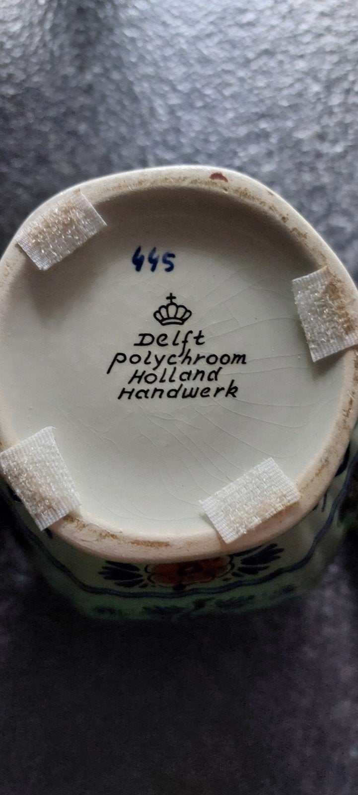 Zeer fraai Delfts Polychroom Handwerk kaststel, Ophalen