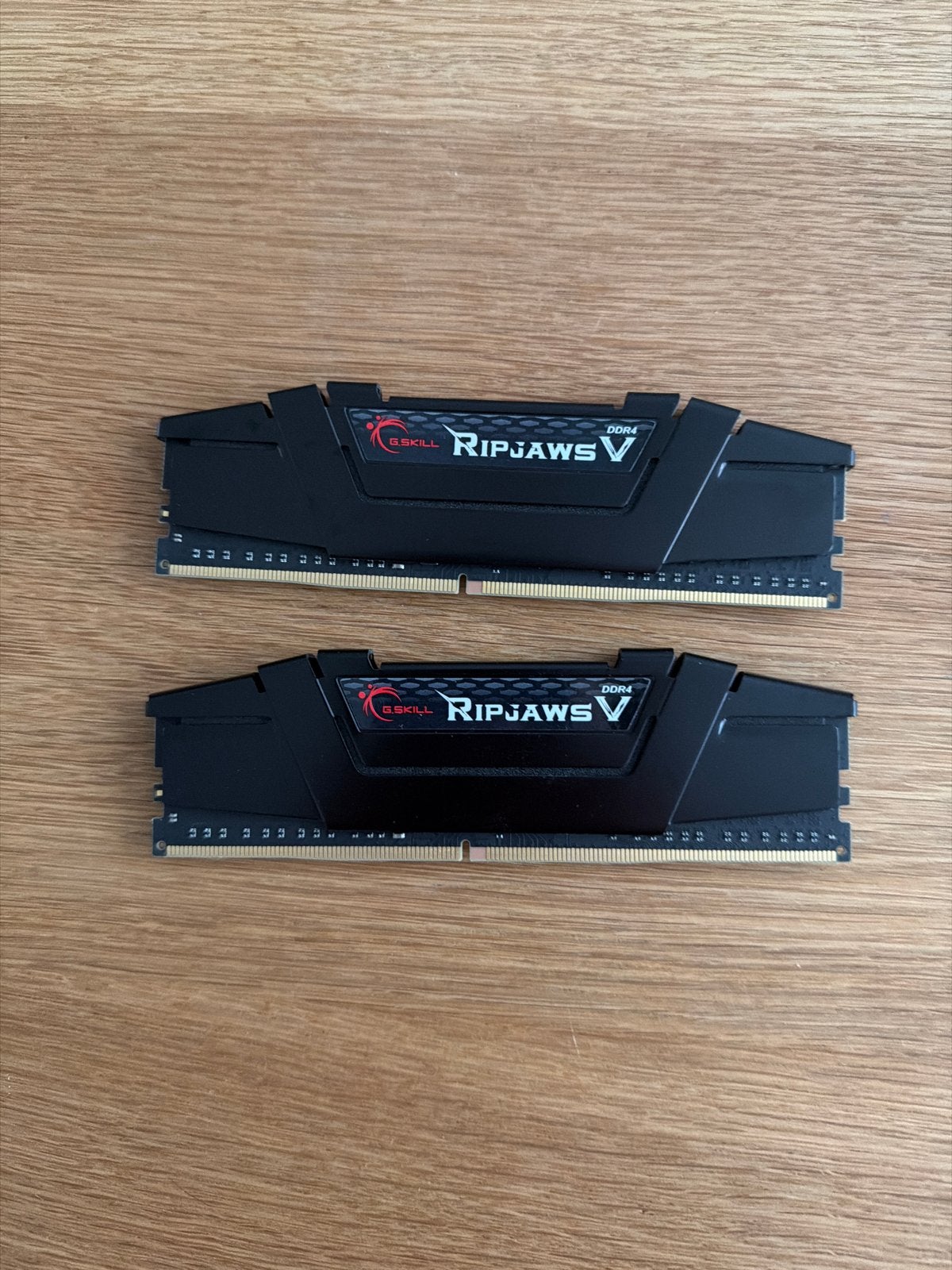 G.Skill Ripjaws V DDR4-3200 16GB (2x8GB) RAM Geheugen, Computers en Software, DDR4, Ophalen of Verzenden, Zo goed als nieuw, Desktop