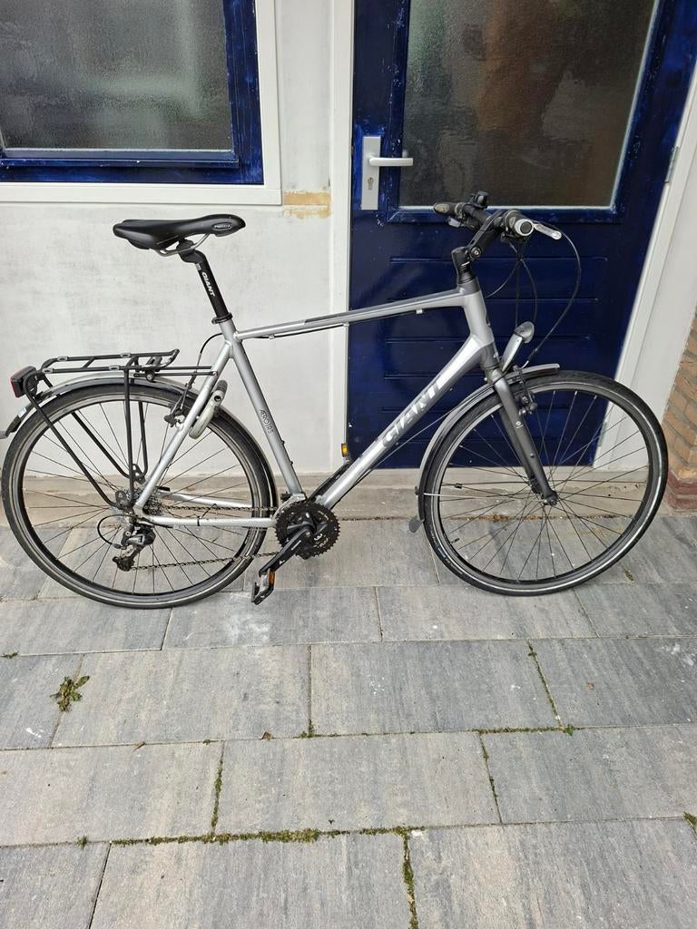 Giant zeer lichte aluminium fiets (XL), Fietsen en Brommers, Ophalen, 28 inch, Gebruikt, Velgrem
