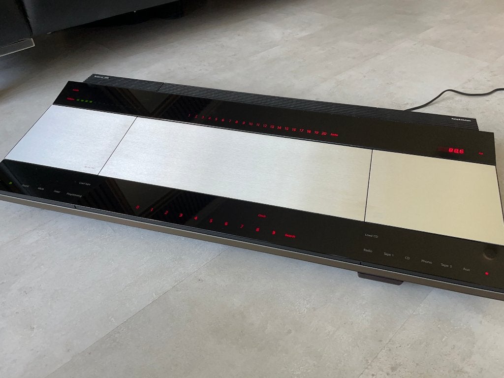 bang&olufsen b&o beocenter 9000 tuner/versterker/cass/cd, Ophalen, Tuner of Radio, Info@bang-olufsen.dk, MP3-aansluiting
