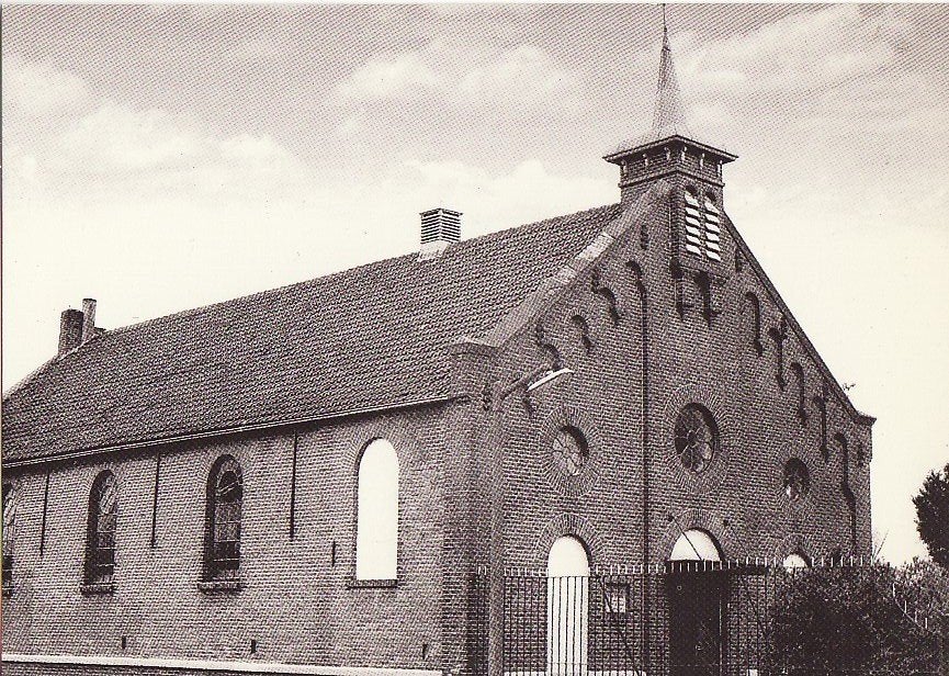 Stad aan het Haringvliet (ZH) N.H. Kerk 1975., Verzamelen, Ophalen, 1960 tot 1980, Ongelopen, Zuid-Holland