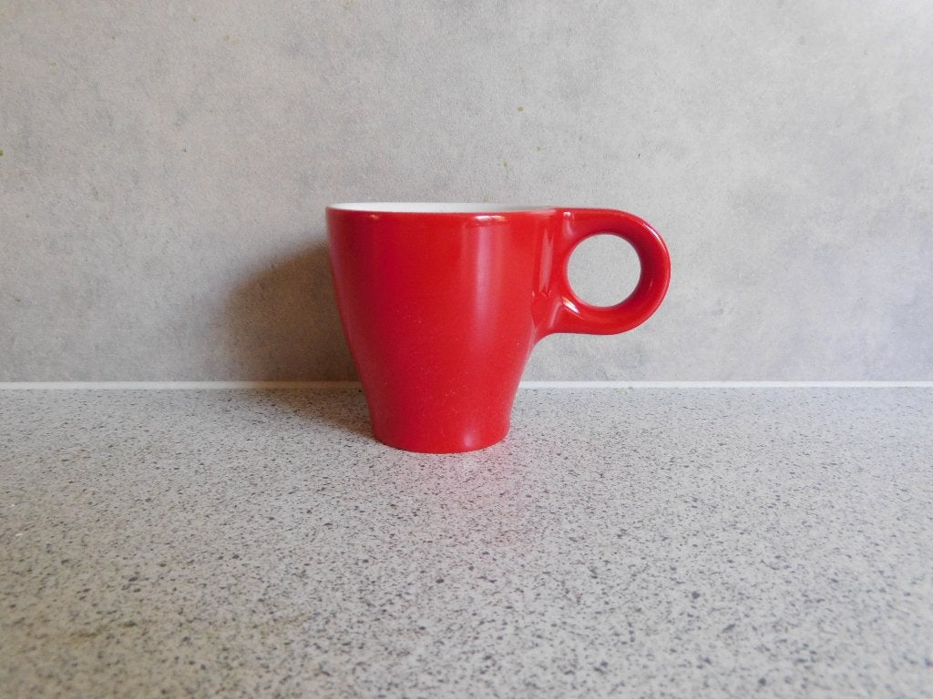 Kopje One Simon Levelt Rood - 100 ml, Overige merken, Keramiek, Ophalen of Verzenden, Zo goed als nieuw