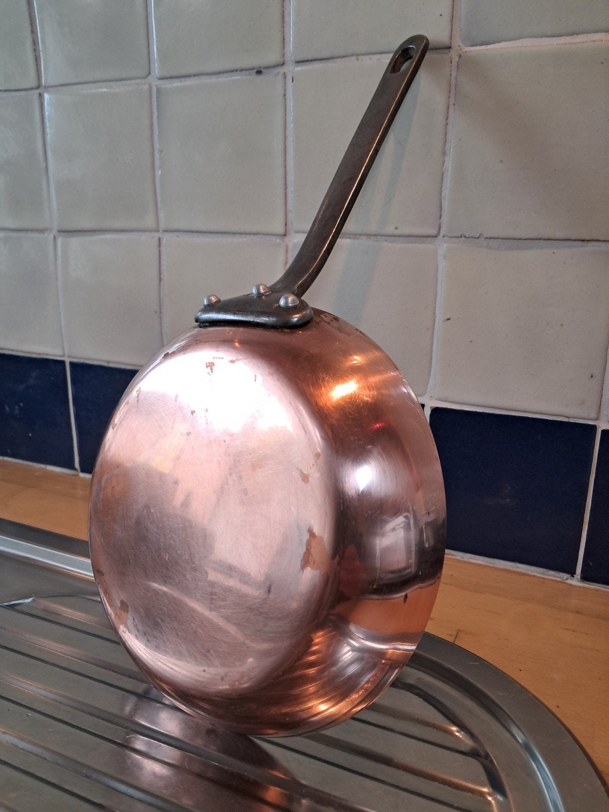 LECELLIER CUIVRALEC (VILLEDIEU) koperen pan met aluminium bi, Huis en Inrichting, Koekenpan, Ophalen of Verzenden, Overige merken