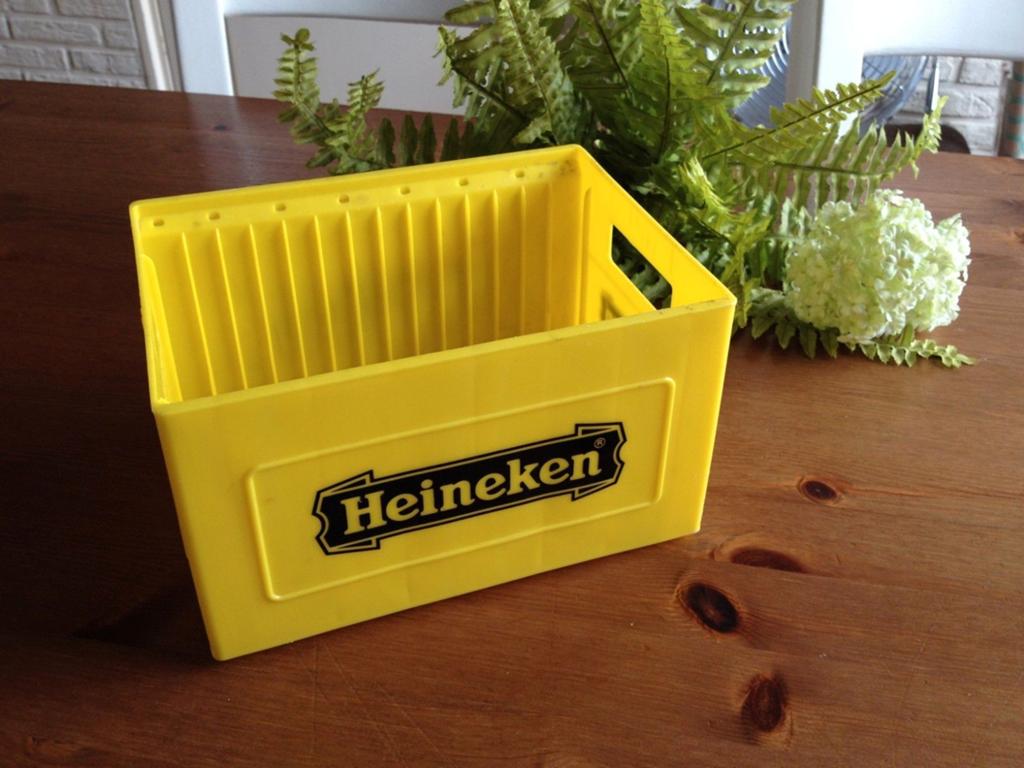 2 Nette Gele Heineken CD Kratjes, Ophalen of Verzenden, Zo goed als nieuw, Kunststof, Cd's