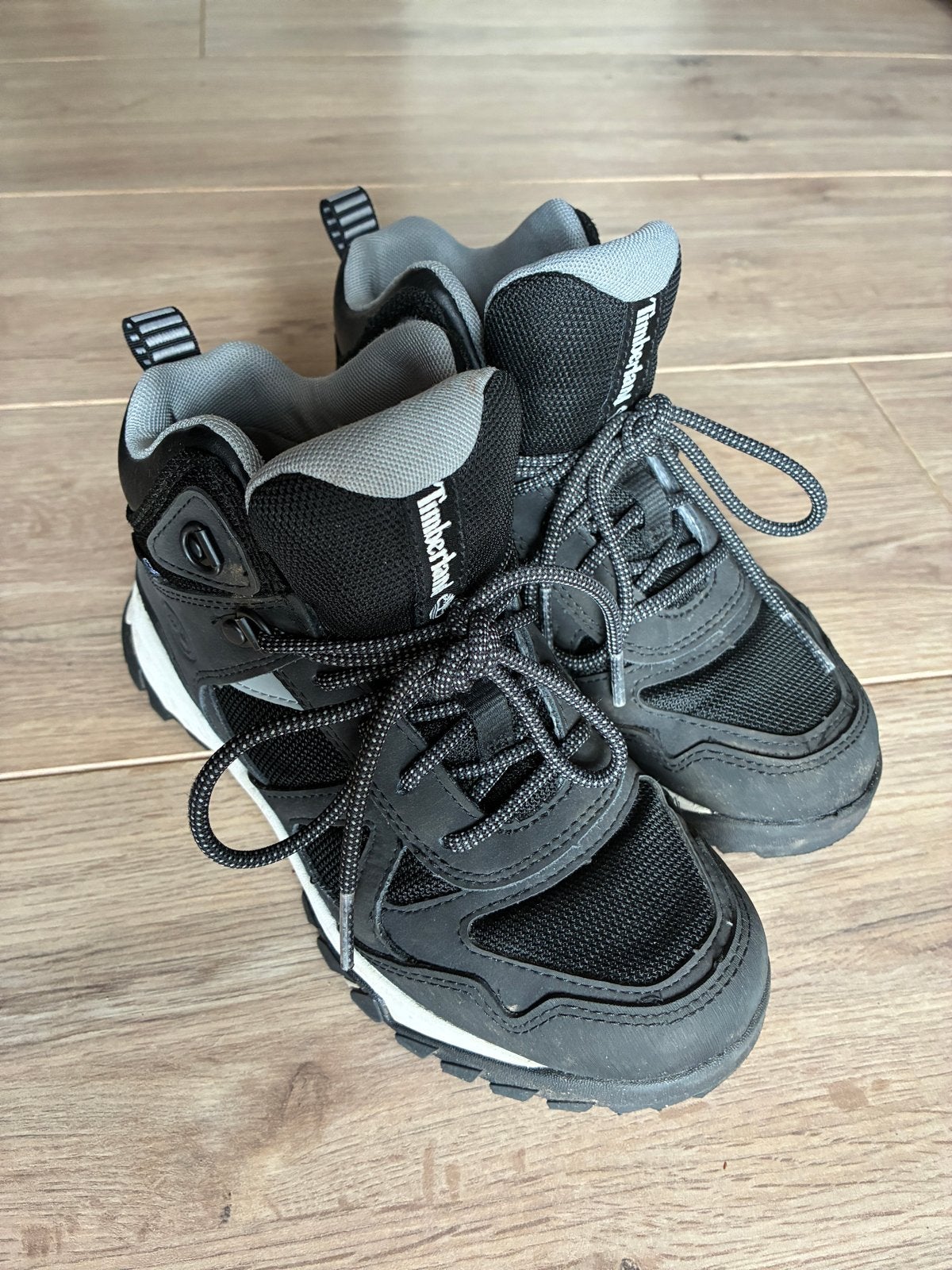 Timberland boots wandelschoenen jongens maat 33, Ophalen, Zo goed als nieuw, Jongen, Schoenen
