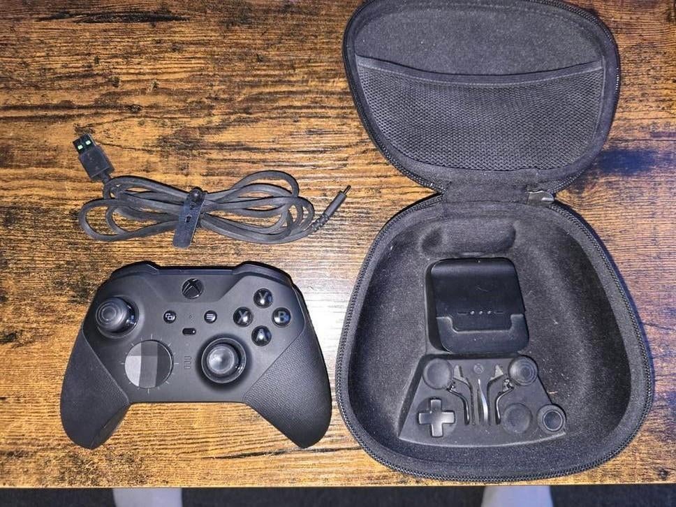 Xbox Pro 2 Controller - Zo goed als nieuw met oplader, Ophalen of Verzenden
