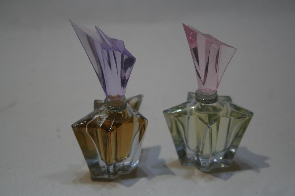 2 Miniaturen Mugler Angel 5 ml EdP Pivoine + Violette EdP, Verzamelen, Parfumverzamelingen, Nieuw, Miniatuur, Gevuld, Verzenden